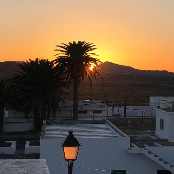 Отель Sunset House Соо Экстерьер фото