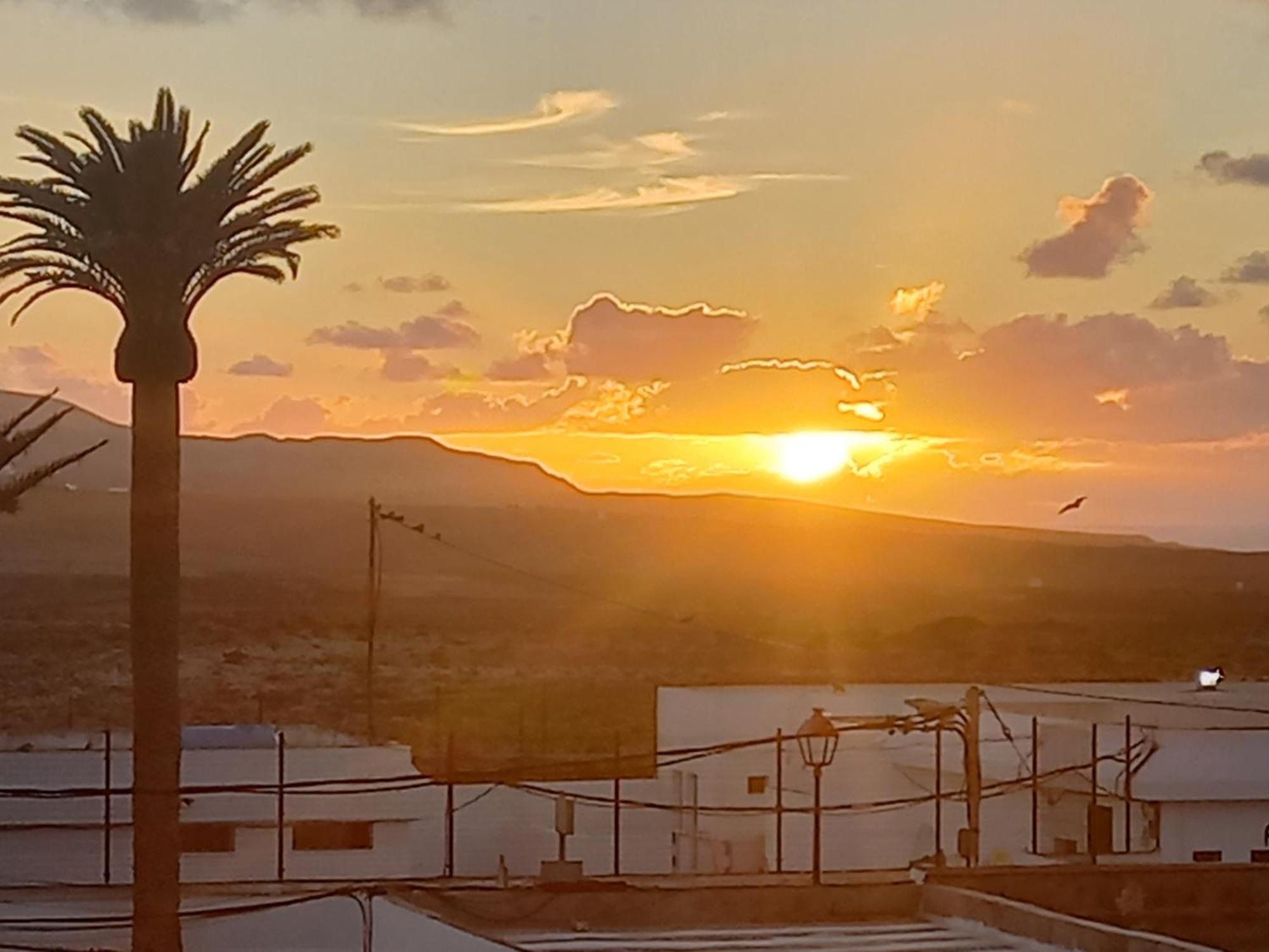Отель Sunset House Соо Экстерьер фото